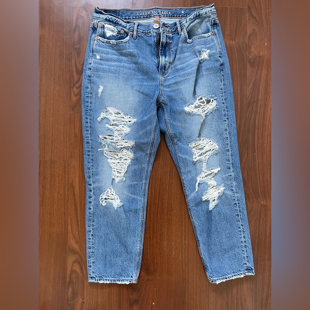 Super distressed American eagle jeans
